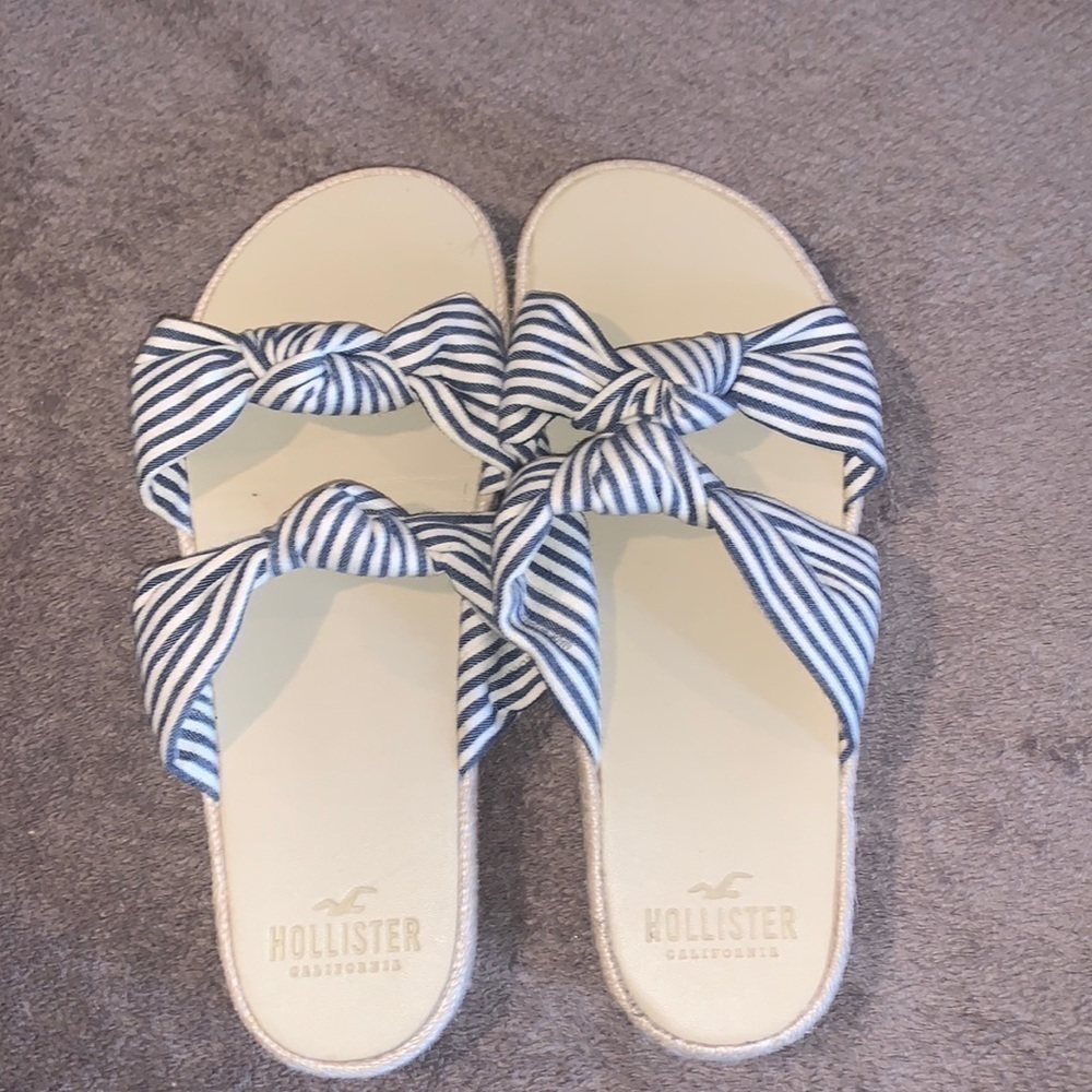 Hollister Women’s Sandals Platform Striped Sandals size 9/10 blue/white Stripes